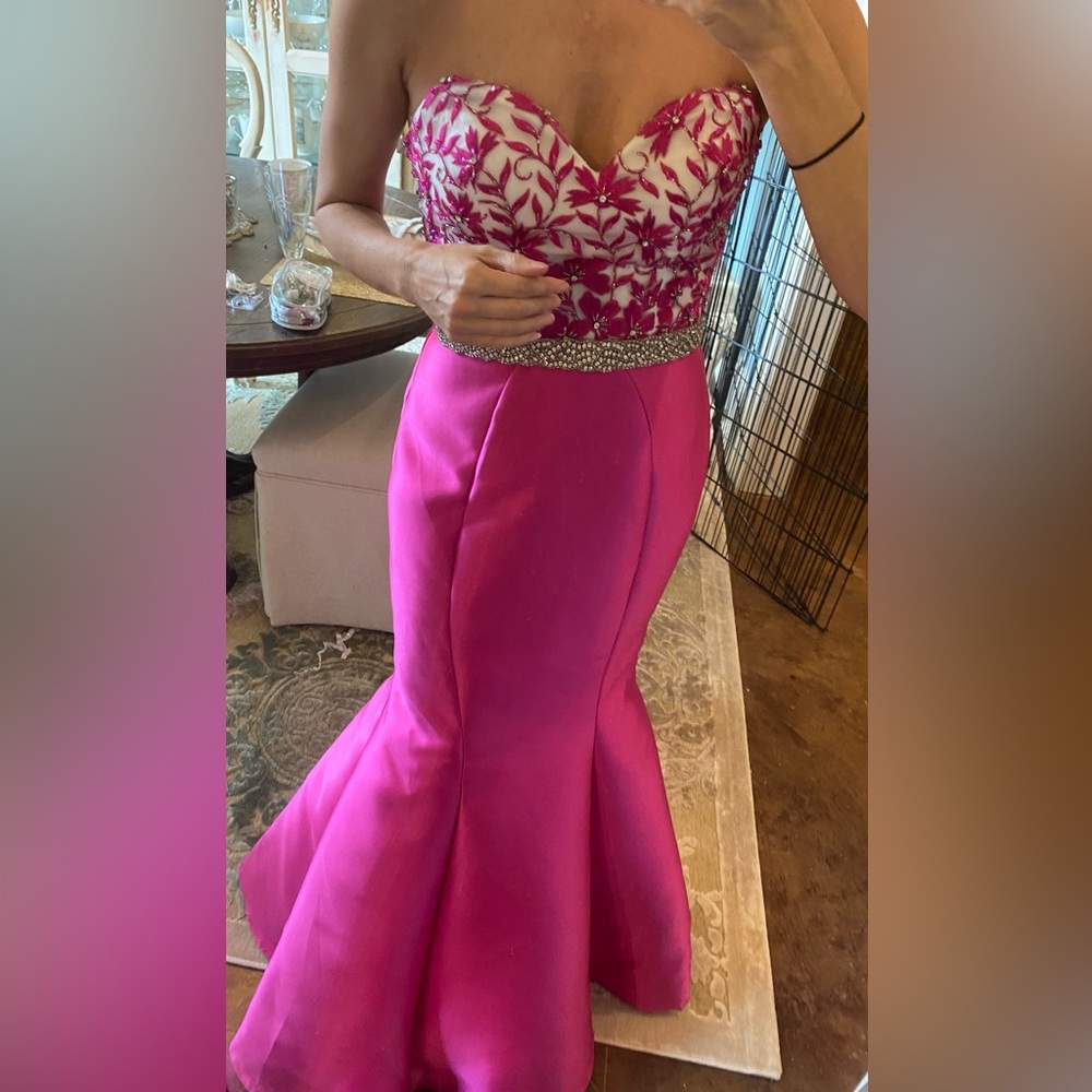 Cinderella Divine pink and white trumpet strapless formal gown size 4 worn once